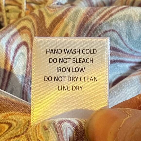 Sweet Rain Swirl Blouse Women’s Plus Size 3X Smocked Puff Short Sleeve Gorgeous - Picture 8 of 8